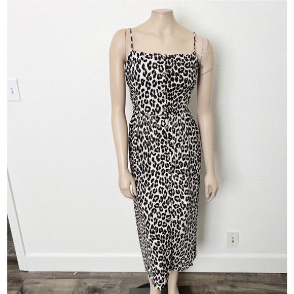 H&M Dresses & Skirts - H&M Leopard Dress Size Large